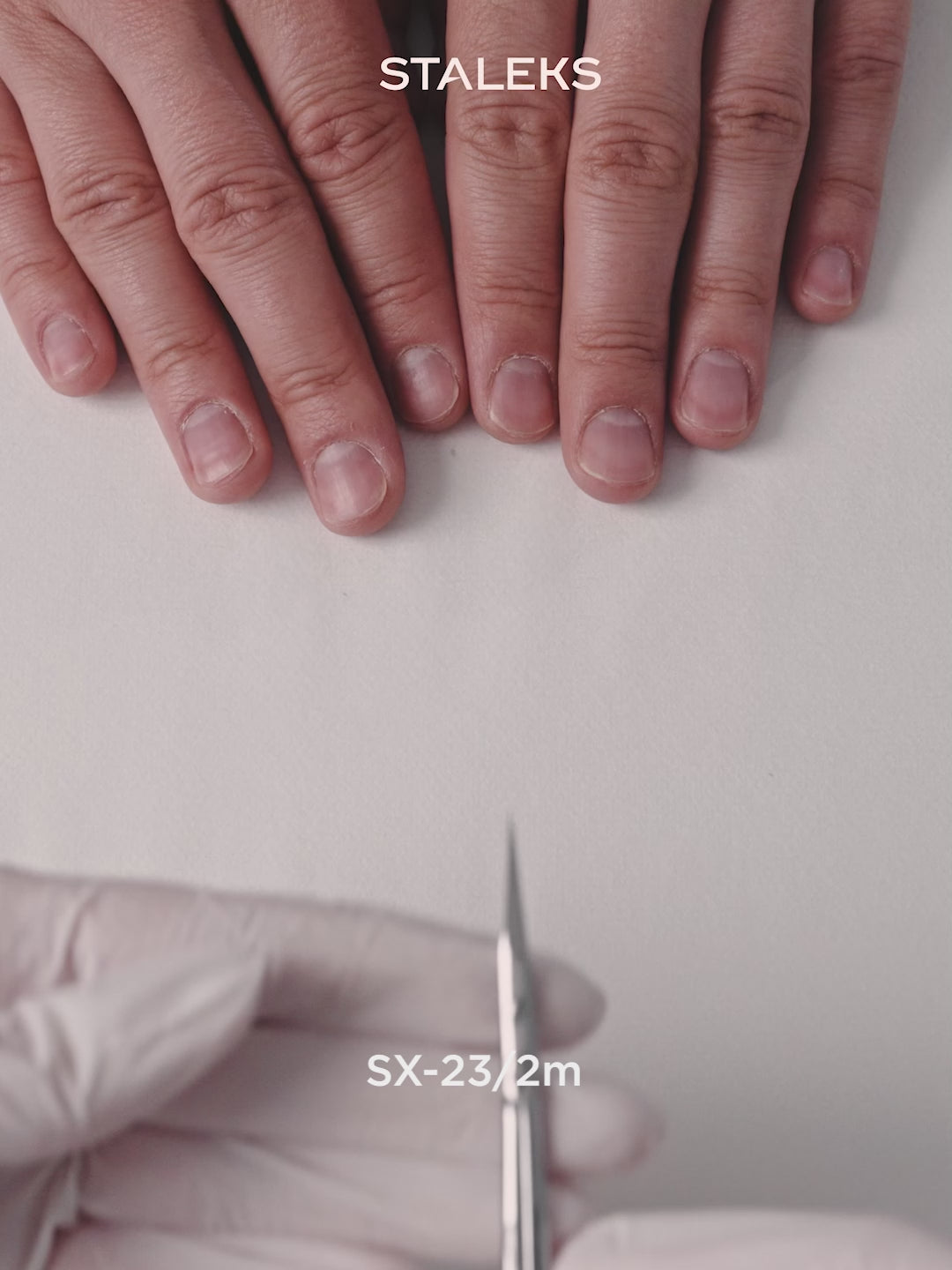 Load Video: STALEKS EXCLUSIVE 23 TYPE 2 Professional cuticle scissors with hook