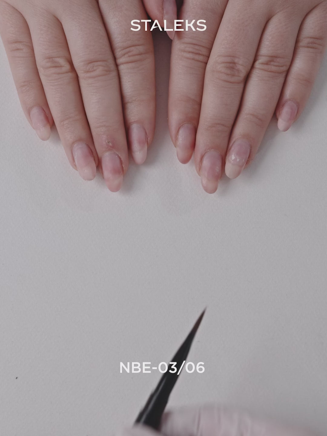 Load Video: STALEKS EXPERT 03/06 Double-ended brush, liner 10 mm/for gel 11mm