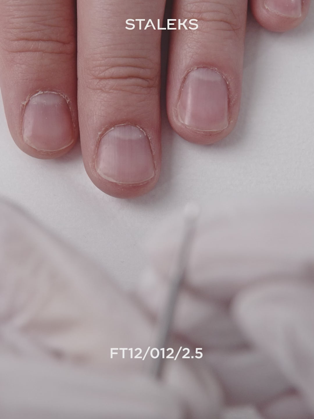 Videoyu Yükle: STALEKS EXPERT Sert alaşım nail cleaner mini freze, çap 1,2 mm, çalışma kısmı 2,5 mm